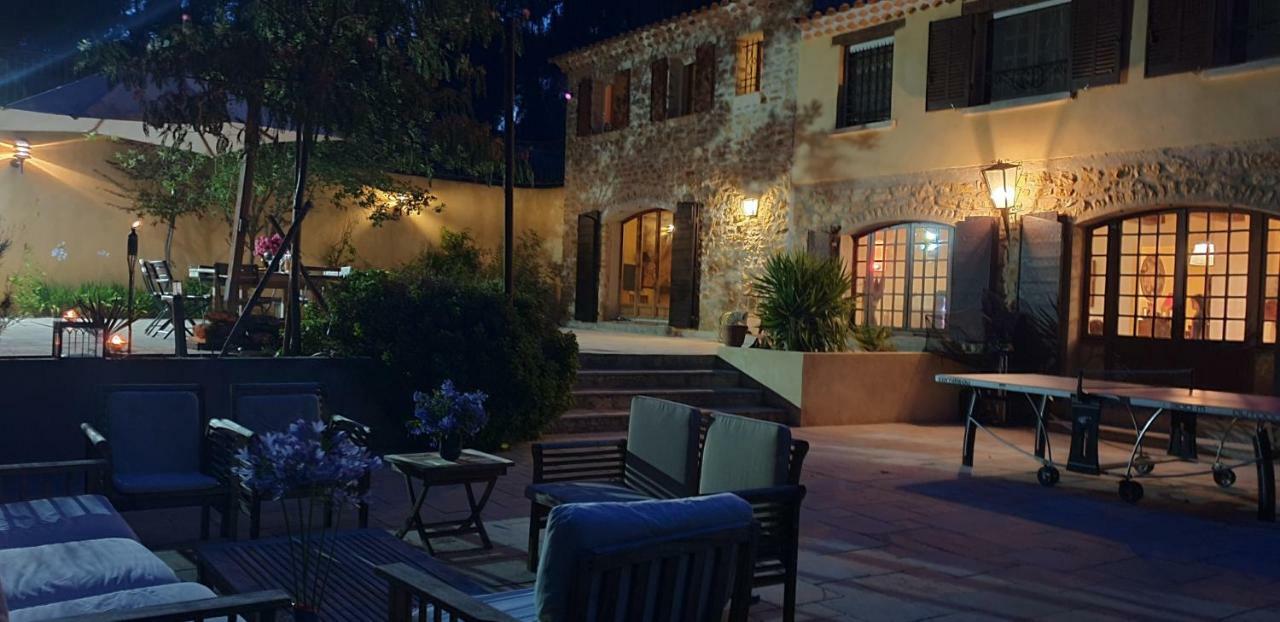 La Teze Vila Le Castellet  Exterior foto